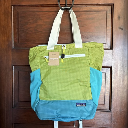 Nwt patagonia ultralight black - nwt,