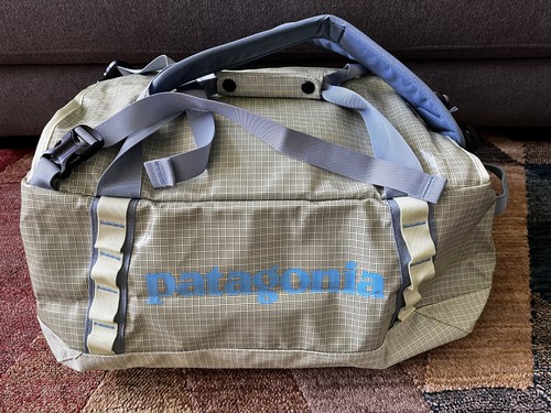 Patagonia 40l black hole - 40l,