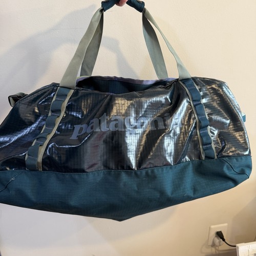 Patagonia black hole - black,
