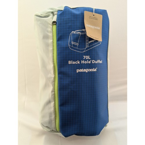 Nwt patagonia black hole - black,