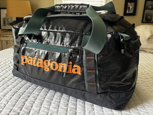 Patagonia black hole - , duffel